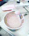 pigment-beige-sable-dans-coupelle-pour-rouge-a-levres-fait-main-atelier-cosmetique-montpellier-mamie-ma-dit
